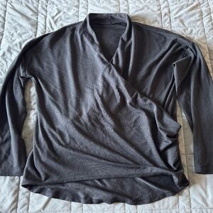 Roskiki XL Black Long Sleeve Front Wrap V-Neck Sweater
